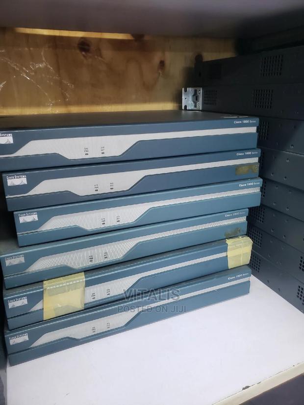 Cisco Routers - thumbnail 2
