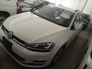 Volkswagen Golf 2015 Off White