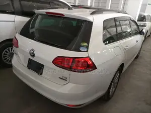 Volkswagen Golf 2015 Off White