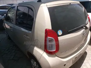 Toyota Passo 2015 Ivory