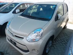 Toyota Passo 2015 Ivory