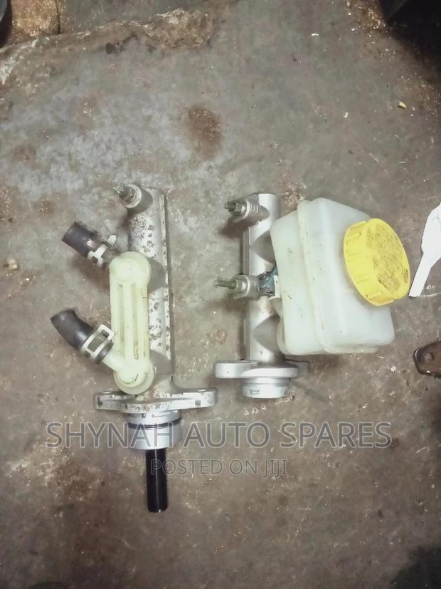 Brake Master Cylinder Toyota Voxy and Nissan Sahara