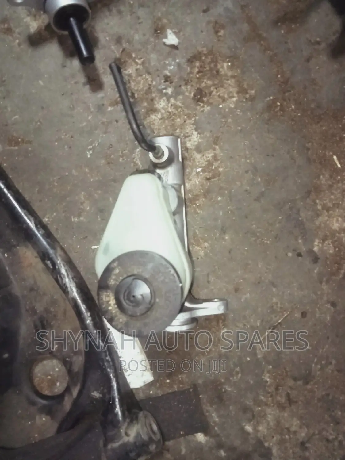 Brake Master Cylinder Toyota 110,111,90,96,Premio E.T.C