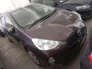 Toyota Aqua 2015 Brown