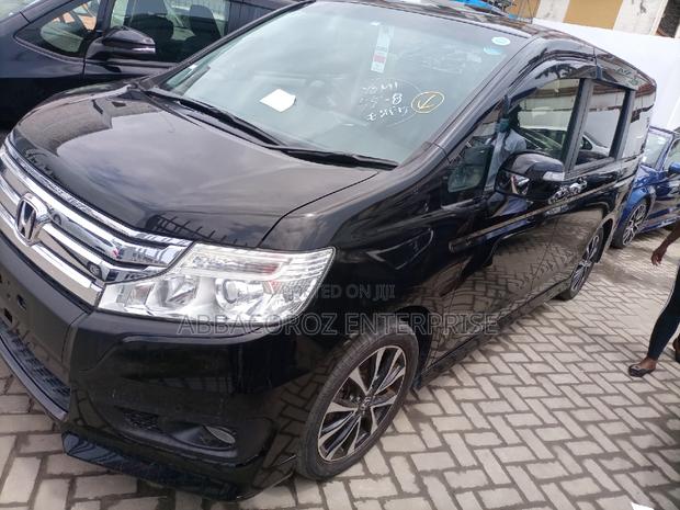 Honda Stepwgn 2015 Matt Black - thumbnail 2
