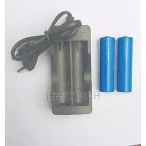 Rechargeable 4.2V 18650 7800mah Li-Ion Battery With Charger