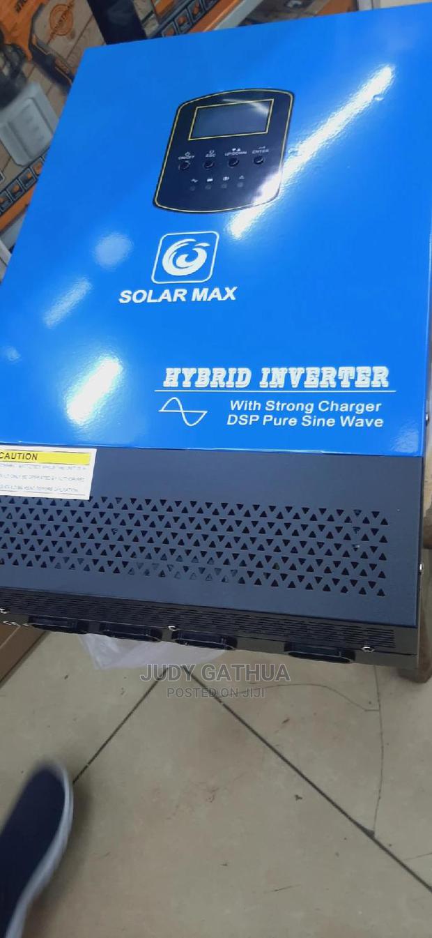 Solarmax Hybrid Invertor - main view