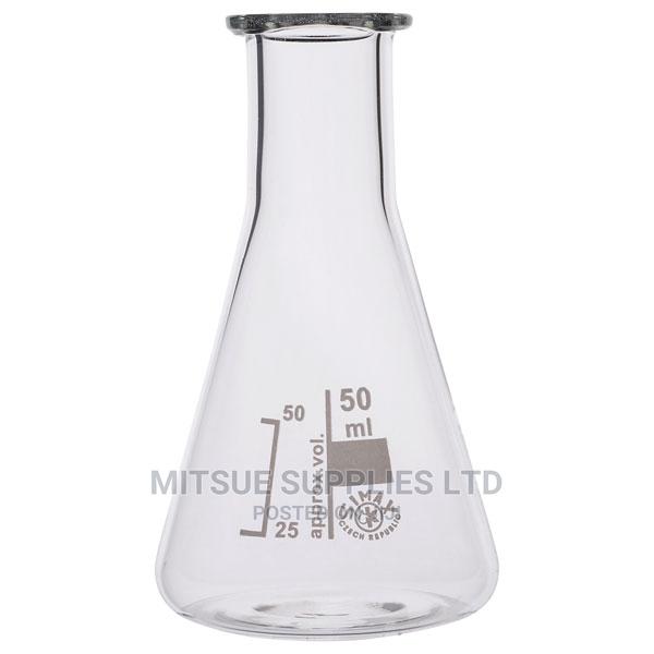 A Set of 5 Conical Flask 50ml ( SIMAX)