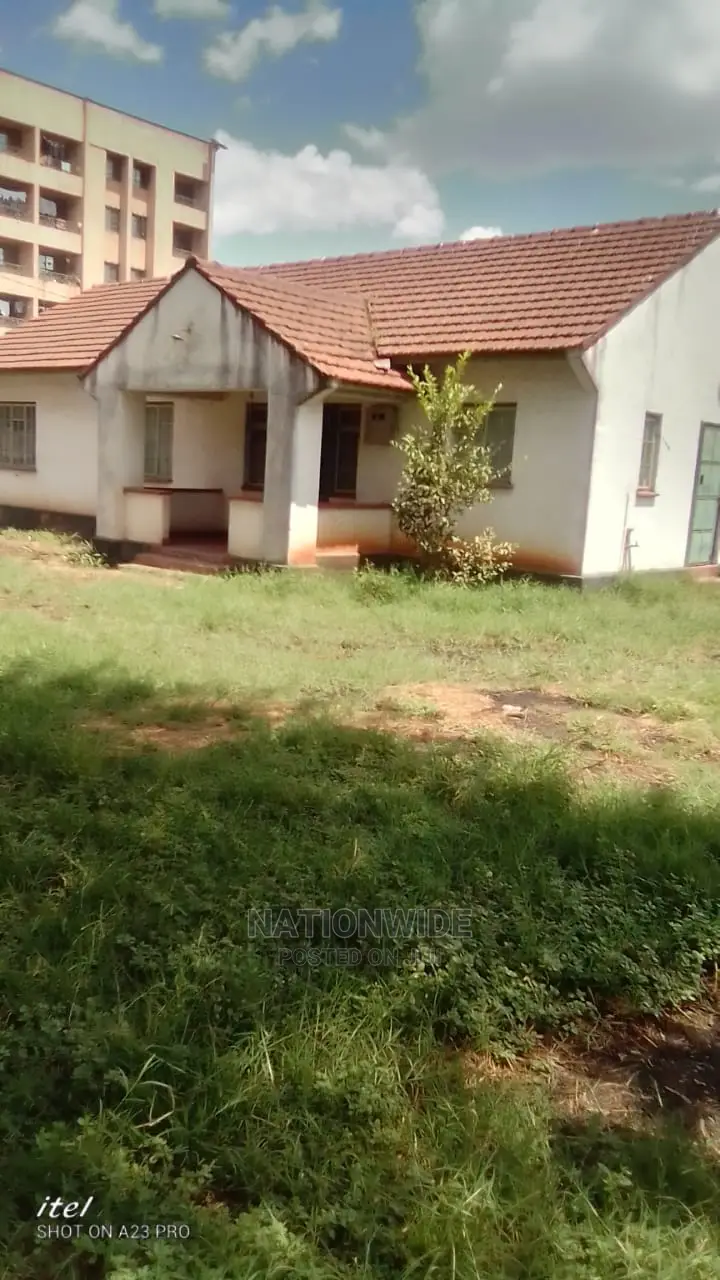 1/2 Acre Plot Jogoo Road Near Uchumi for Sale