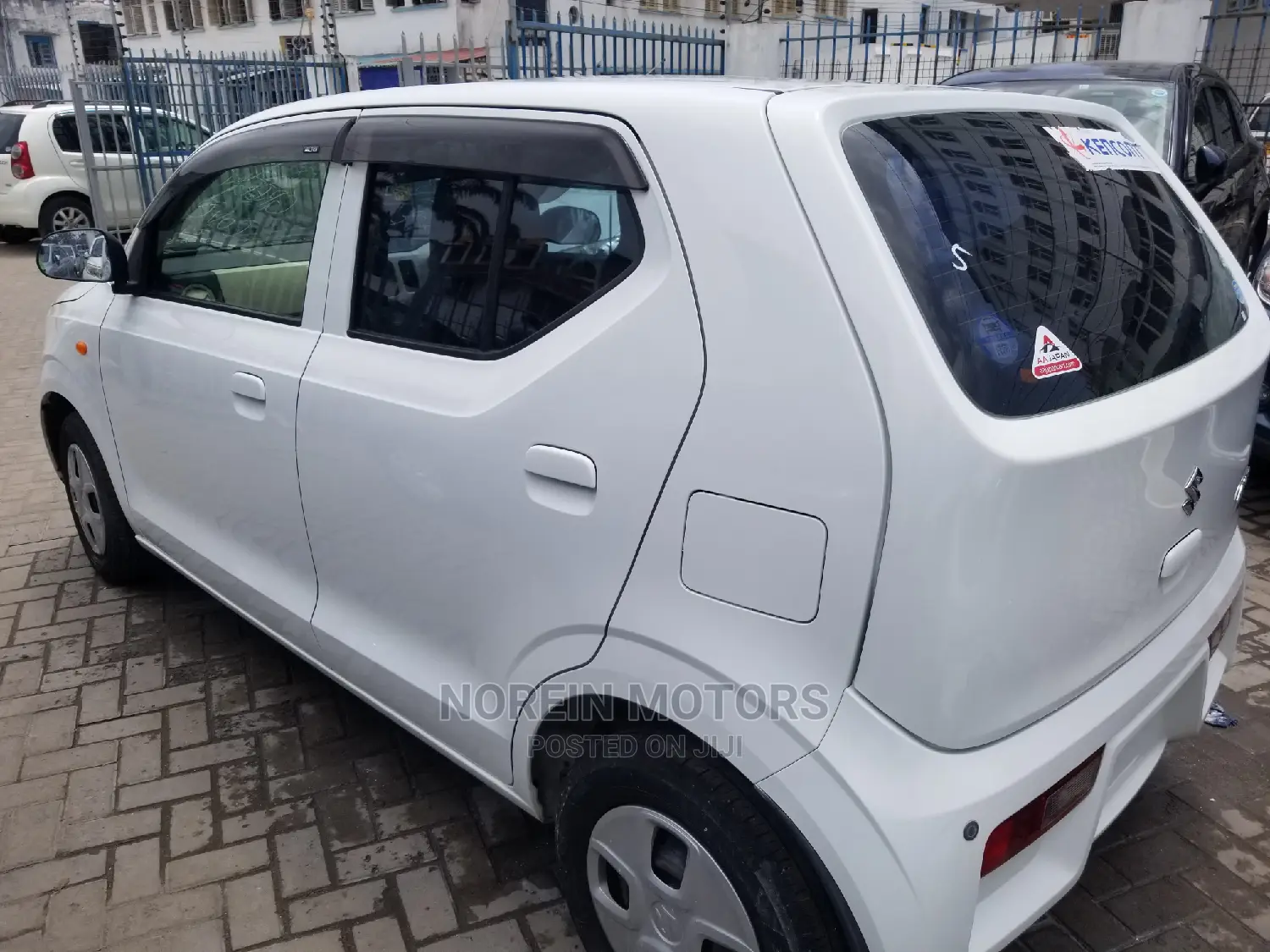 Suzuki Alto 2014 White