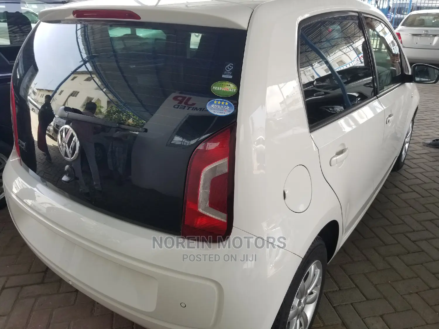 Volkswagen Up 2014 White
