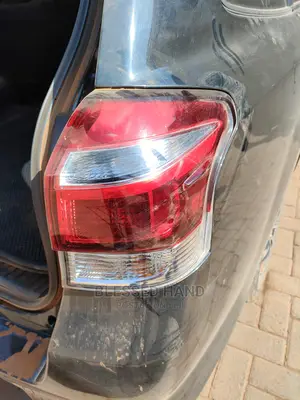 Tail Light Fielder 2018