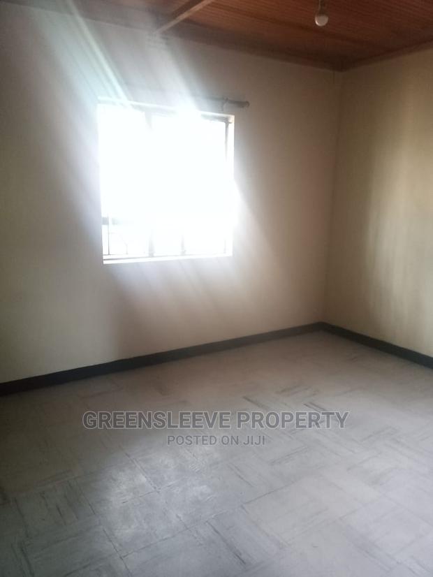 2bdrm Bungalow in Hillcrest Close, Hardy for Rent - thumbnail 2