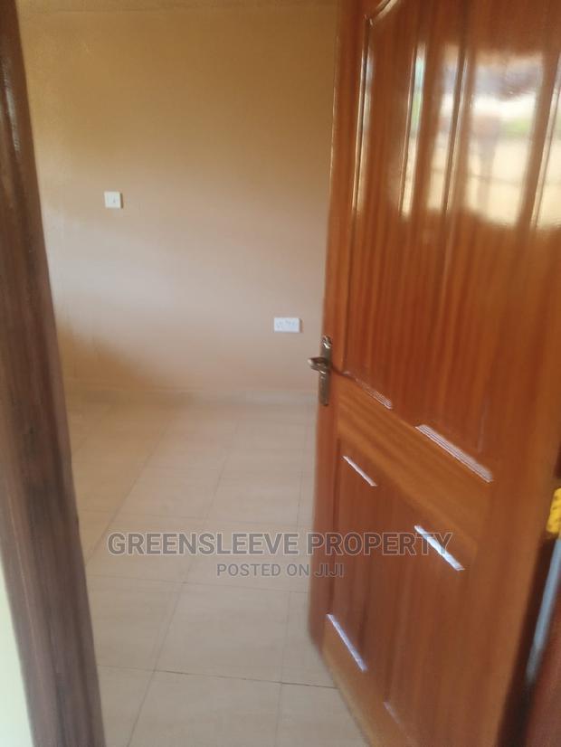 2bdrm Bungalow in Hillcrest Close, Hardy for Rent - thumbnail 13
