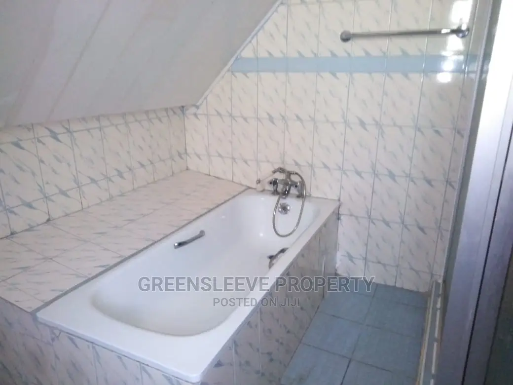 4bdrm Maisonette in Karen Malura, Hardy for Rent
