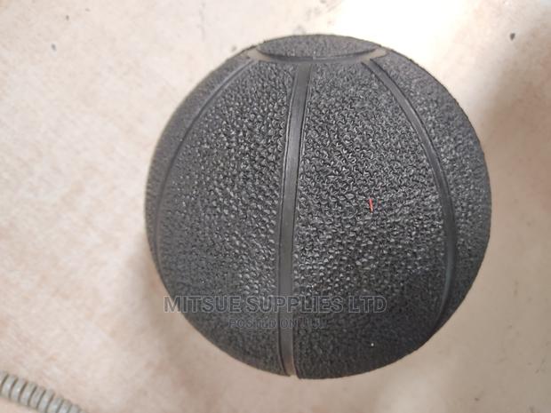Rubber Medicine Ball-1kg - thumbnail 3