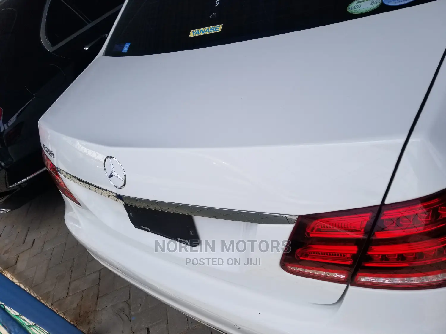 Mercedes-Benz E250 SV Premium 2014 Pearl