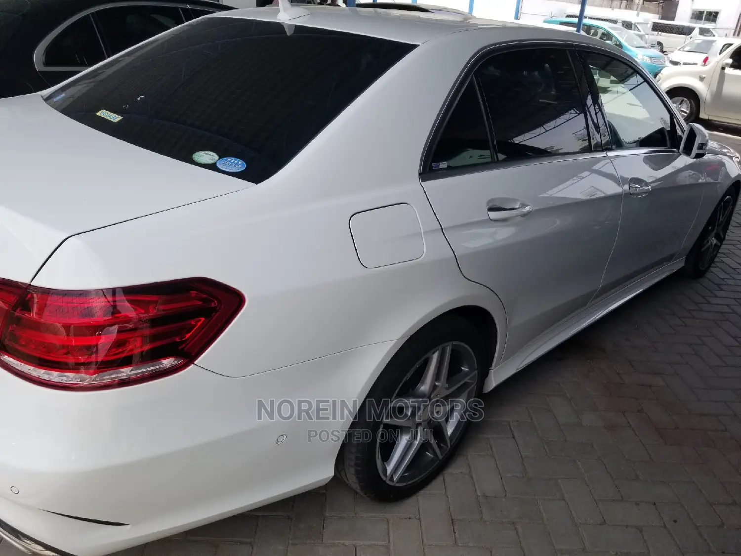 Mercedes-Benz E250 SV Premium 2014 Pearl