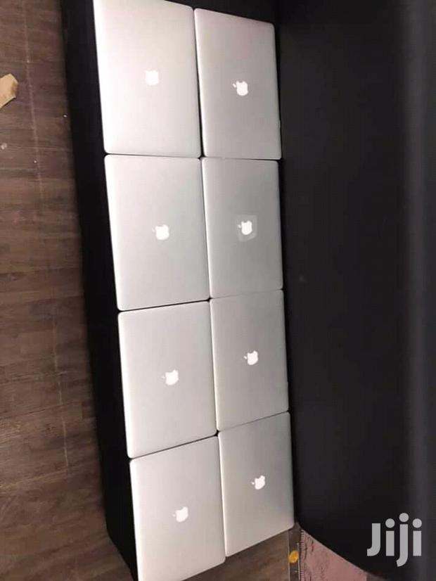 Laptop Apple MacBook Pro 4GB Intel Core i5 HDD 500GB - main view