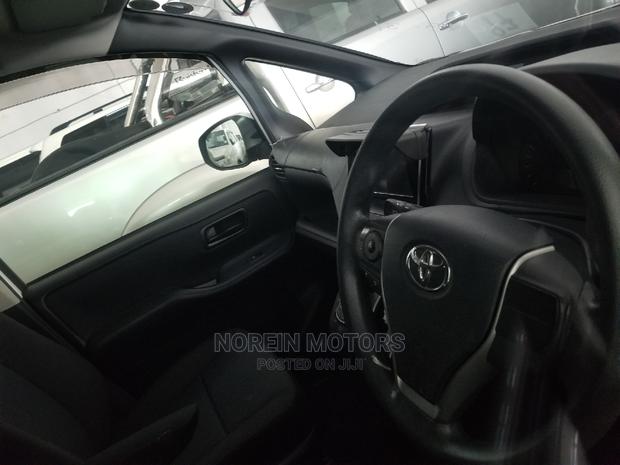 Toyota Voxy 2014 SV Premium White - thumbnail 4