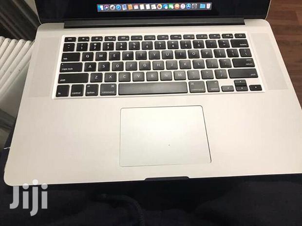 Laptop Apple MacBook Pro 4GB Intel Core i5 HDD 500GB