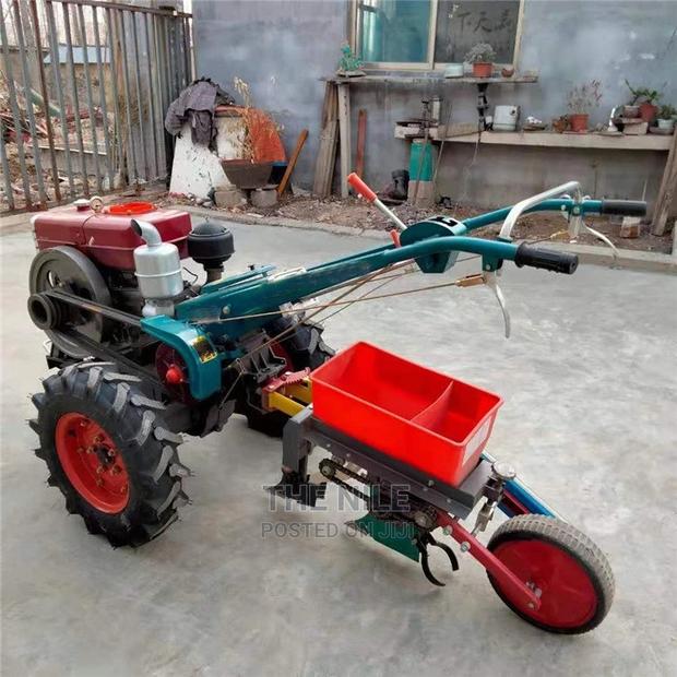 Diesel Tractorwith Sowing Basket - main view