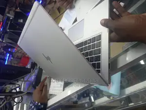 Laptop HP EliteBook 1040 4GB Intel Core I5 256GB