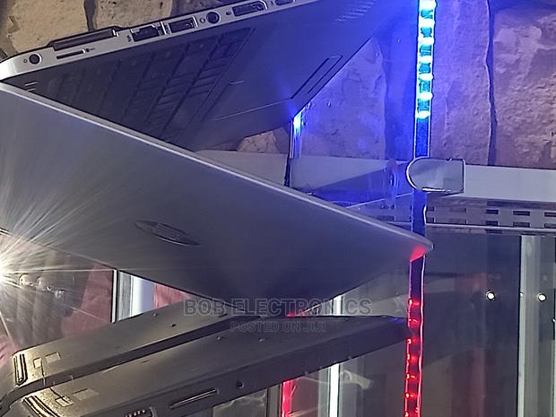 Laptop Lenovo ThinkPad X250 4GB Intel Core I5 256GB - thumbnail 3