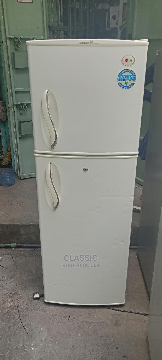 Lg Fridge in a Very Good Condition