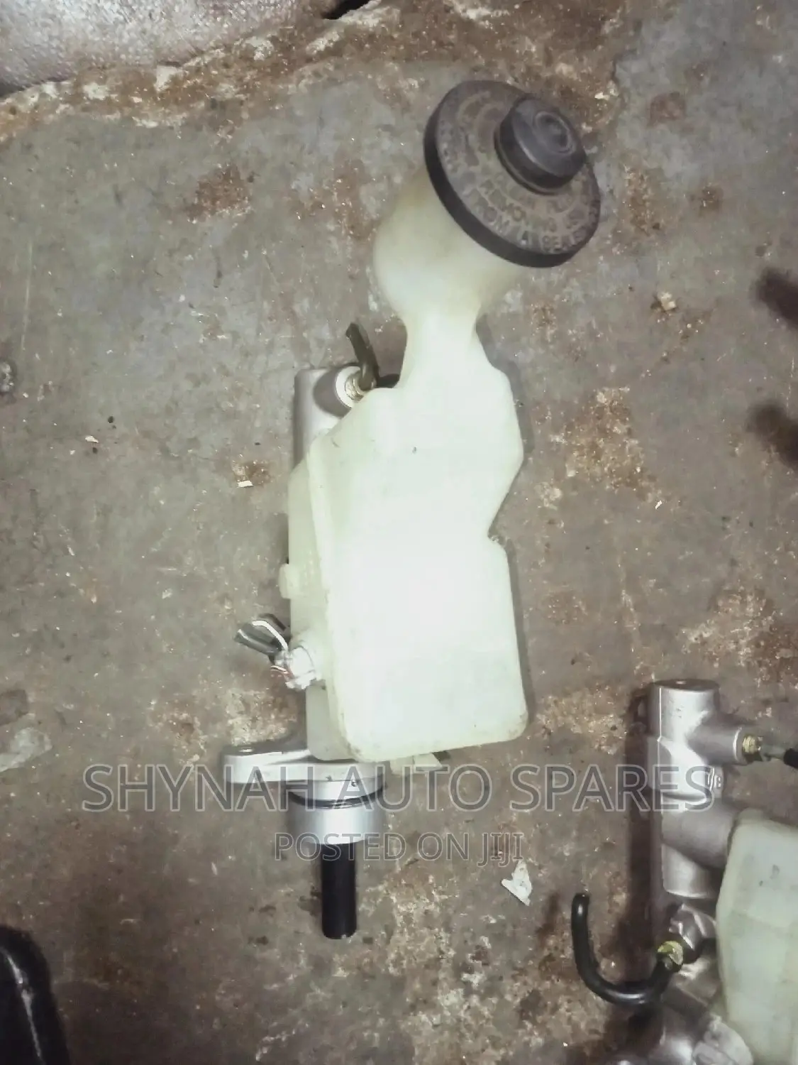 Brake Master Cylinders for Toyota