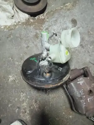 Brake Booster Complete With Master Cylinder for Toyota Passo