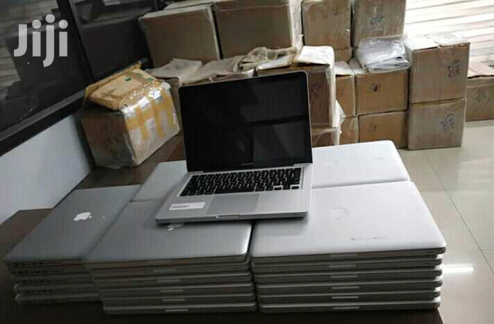 Laptop Apple MacBook Pro 4GB Intel Core i5 HDD 500GB