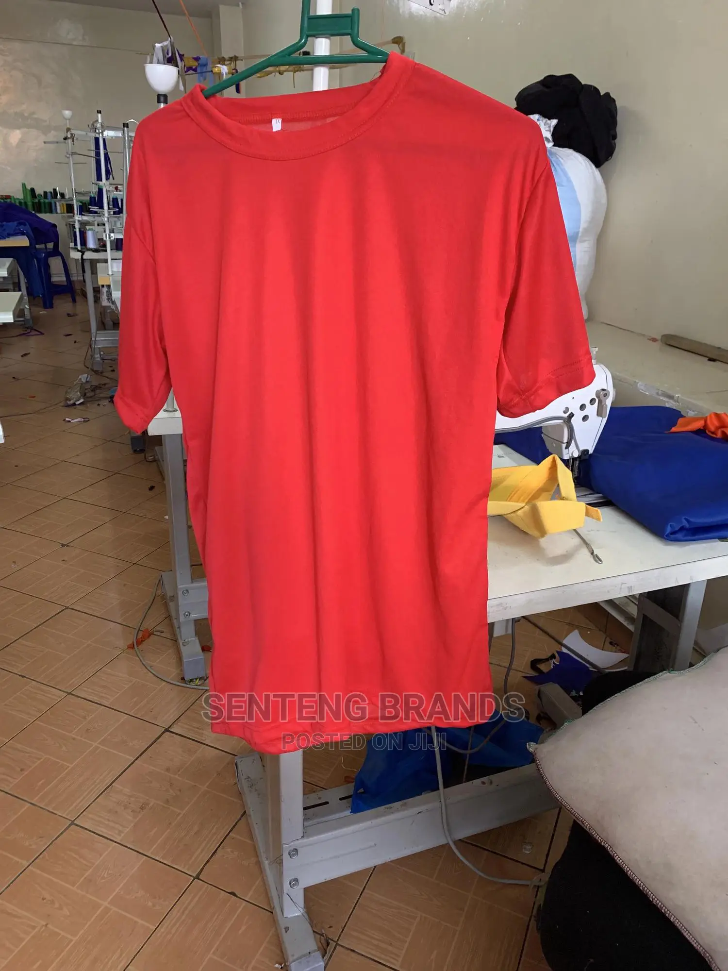 Plain Polyester Red Tshirt