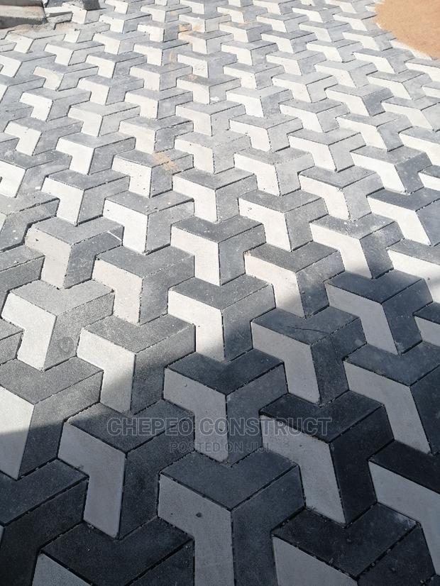 3 D Arrow Cabro Pavers - thumbnail 6
