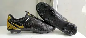 Football Boots/Soccer Cleats