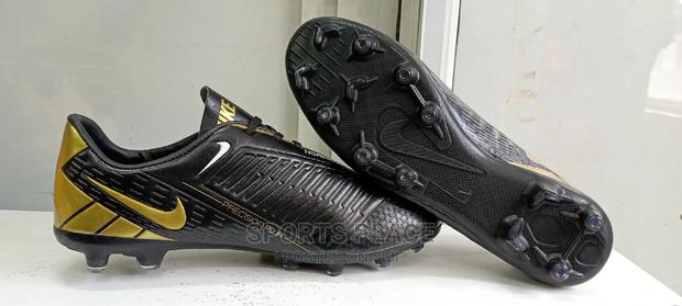 Football Boots/Soccer Cleats - thumbnail 3