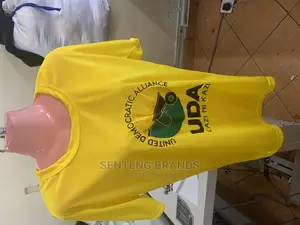 Printed Polyester Yellow Tshirt of Good Quality