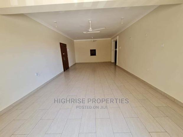 3bdrm Apartment in Highrise Properties, Nyali for rent - thumbnail 9