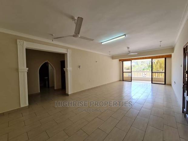 3bdrm Apartment in Highrise Properties, Nyali for rent - thumbnail 2