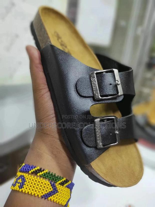 Best Quality Unisex Open Shoes - main view