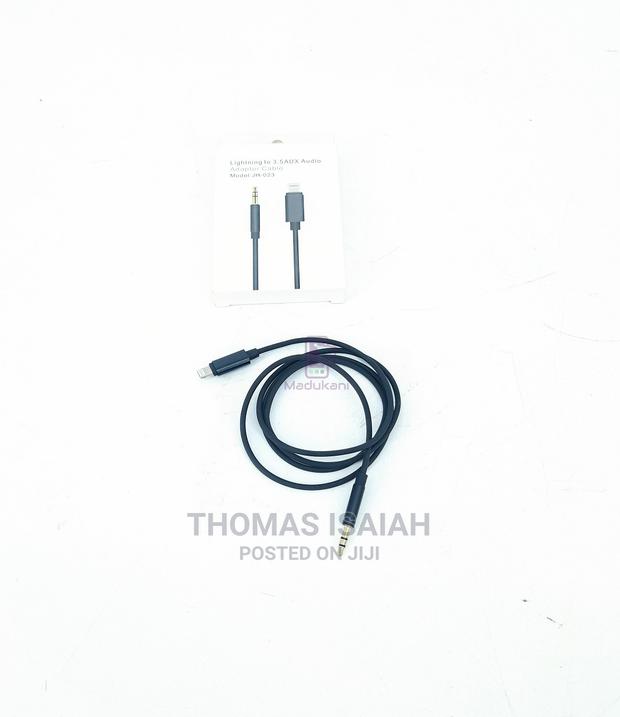 Lightning to 3.5AUX Audio Adapter Cable - thumbnail 2