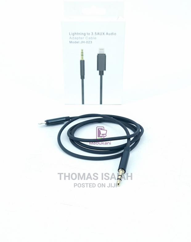 Lightning to 3.5AUX Audio Adapter Cable - thumbnail 3