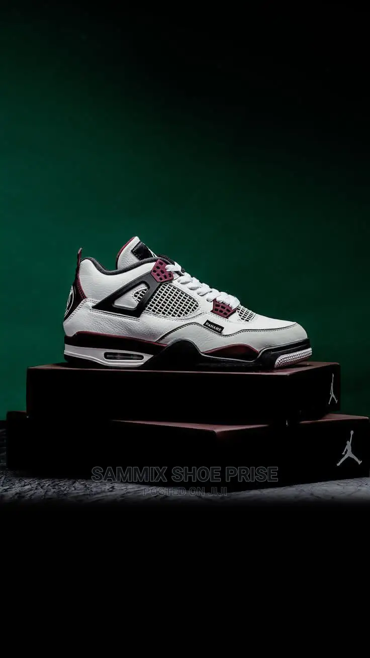 Jordan 4 PSG