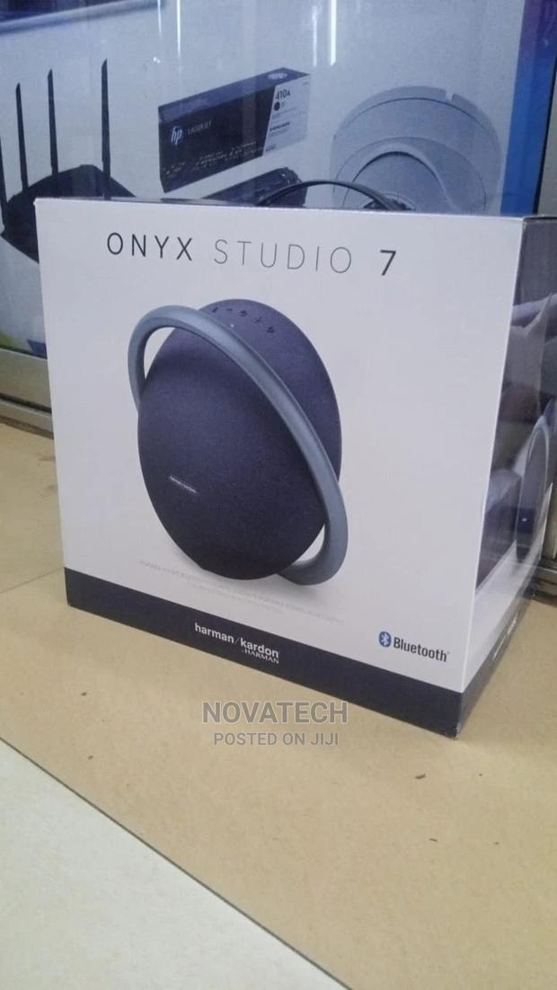 Onyx Studio 7