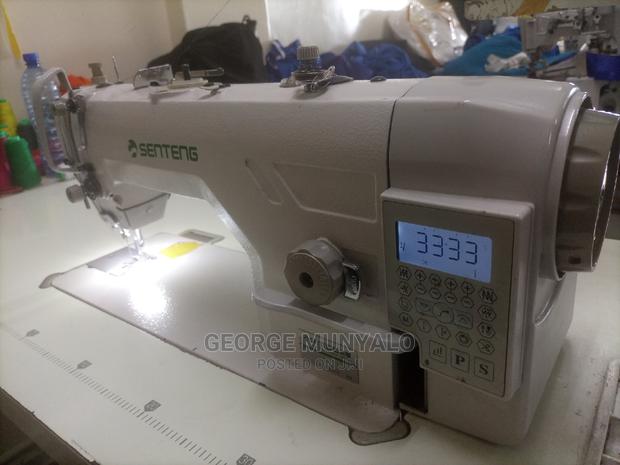 Directdrive Straight Sewing Machine - thumbnail 2