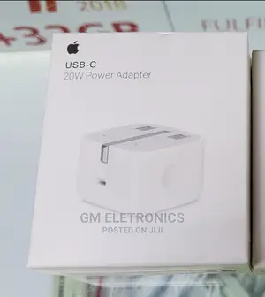 20 W Type-C iPhone Adapter .