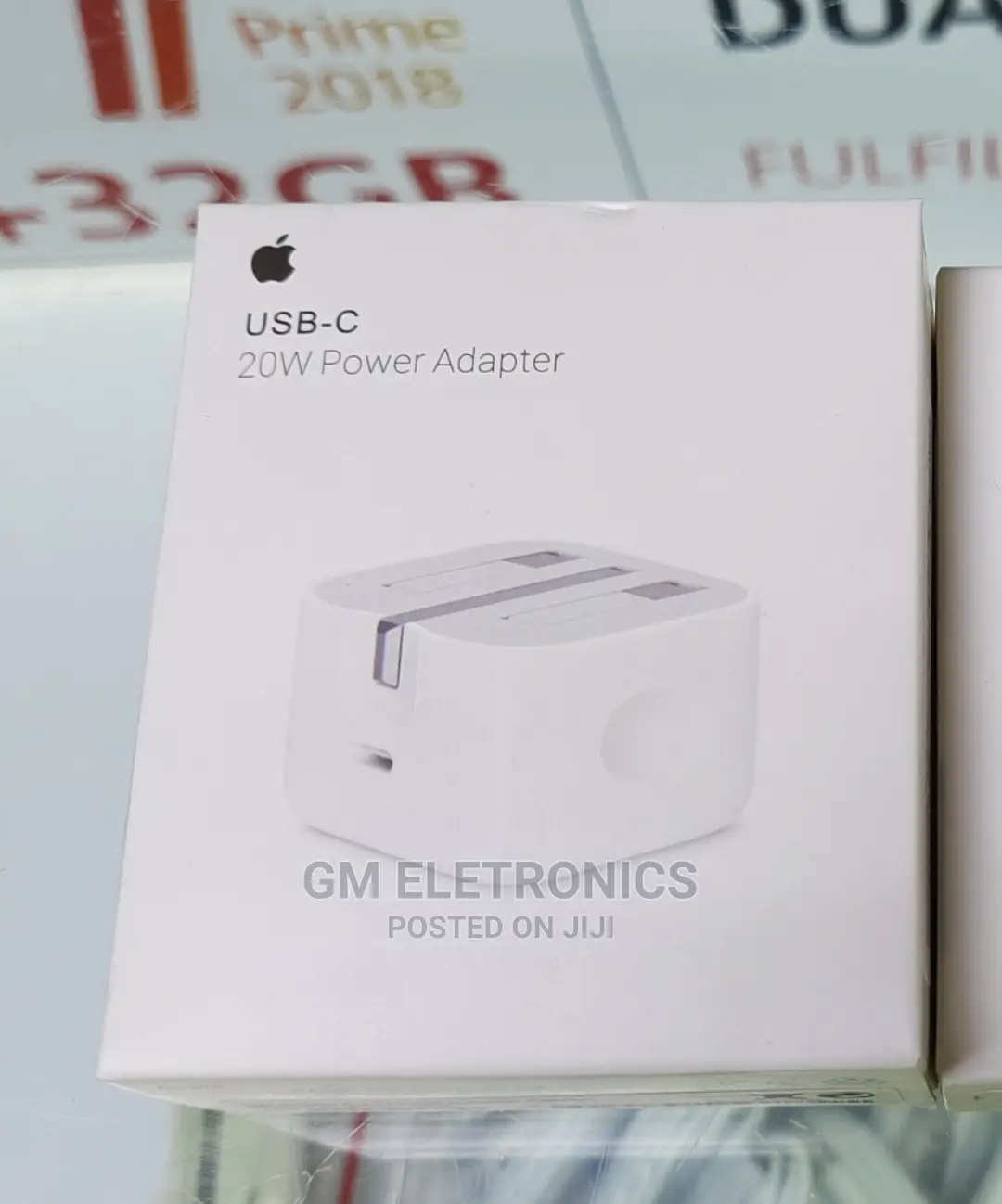 20 W Type-C iPhone Adapter .