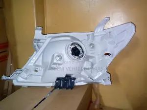 Headlamp Hilux Vigo 2004/2005
