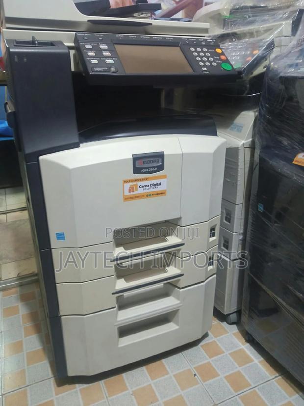 Modern Kyocera Ecosys Km 2560 - main view
