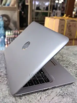 Laptop HP EliteBook 745 G4 4GB AMD A8 HDD 500GB